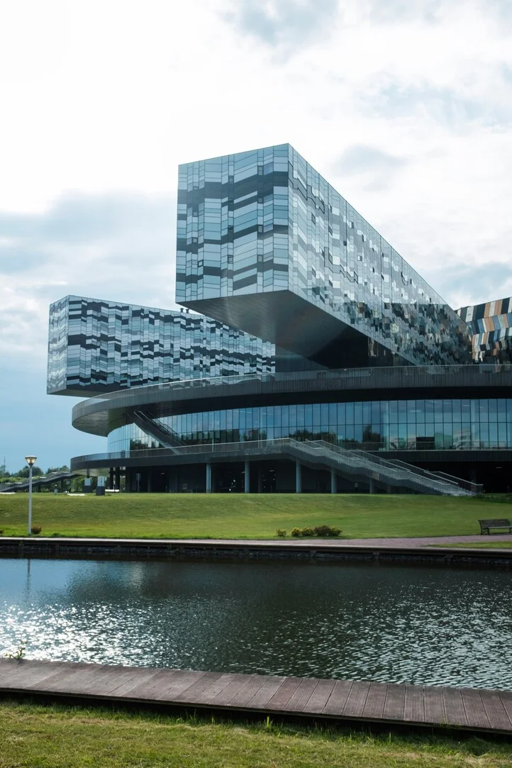 Falcon group blog:Safety First: Modern Approaches to Construction Safety